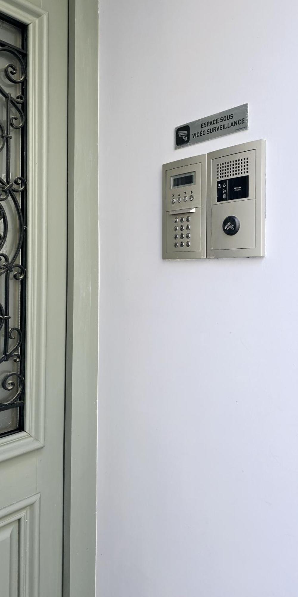 Victoire Saphir 203 Climatise Hotel De Ville แซ็ง-ดิซีเย ภายนอก รูปภาพ